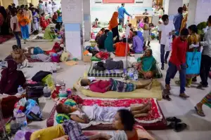 সেপ্টেম্বরের পর অক্টোবরে আরও বাড়তে পারে ডেঙ্গু, সতর্ক করছেন বিশেষজ্ঞরা