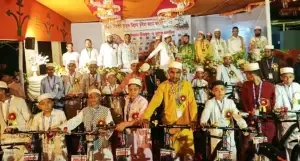 টানা ৯০ দিন জামাতে নামাজ, ফেনীতে ৩২ শিশু-কিশোর পেল বাইসাইকেল