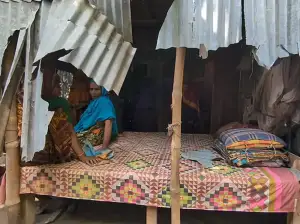 নেশার টাকার জন্য মা-বাবাকে মারধরের অভিযোগ, রায়পুরায় তরুণের রক্তাক্ত মরদেহ উদ্ধার