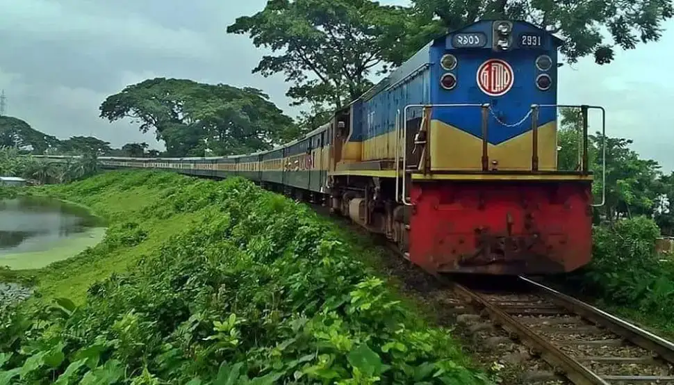 চট্টগ্রামে ট্রেনে কাটা পড়ে সাবেক ছাত্রলীগ নেতা নিহত
