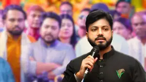 ঘোড়ার ডিমের রাজনীতি করছে’, নাহিদ ইসলামকে কটা’ক্ষ ইশরাকের