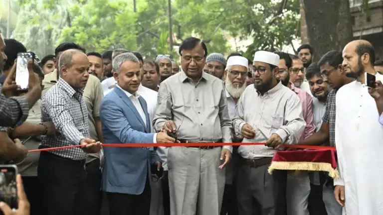 ধানমন্ডি লেকের পাশে গড়ে উঠবে ‘নজরুল সরোবর’