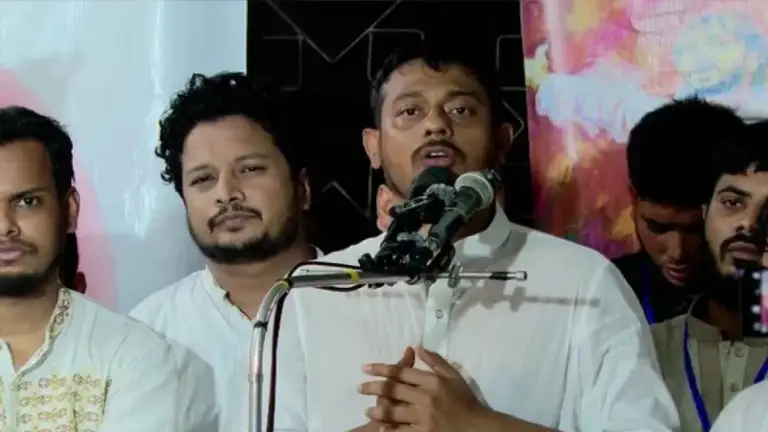 ভারত-বাংলাদেশ সম্পর্ক ‘বড় ভাই–ছোট ভাই’ নয়, সমতার হওয়া উচিত: নাসীরুদ্দীন