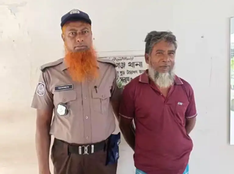 ৫০০ টাকার বাজিতে জীবন্ত পাখির মাংস ছিঁ’ড়ে খাওয়া সেই চালক গ্রে’প্তার